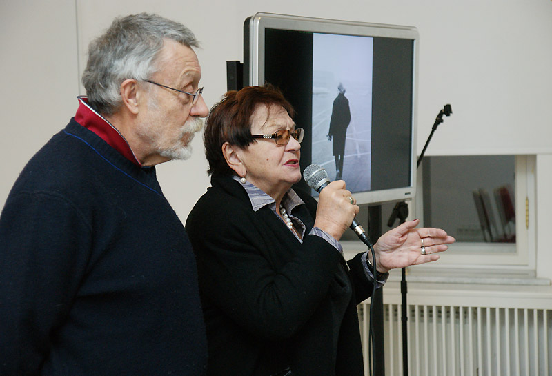 Юрий Рост, Нина Попова