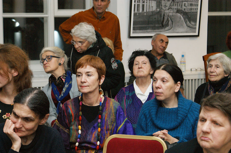 Елена Петрова, Екатерина Посецельская