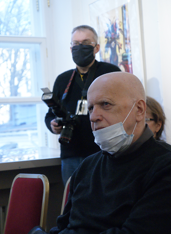 Константин Азадовский