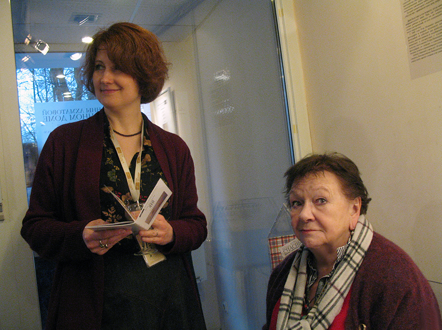 Елена Джумук, Нина Ивановна Попова