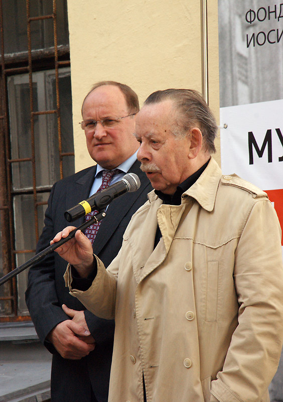 Яков Гордин