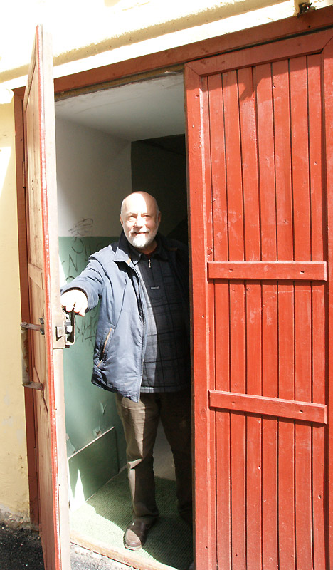 Анатолий Васильев