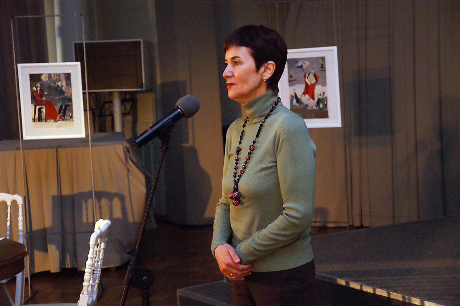 Елена Петрова