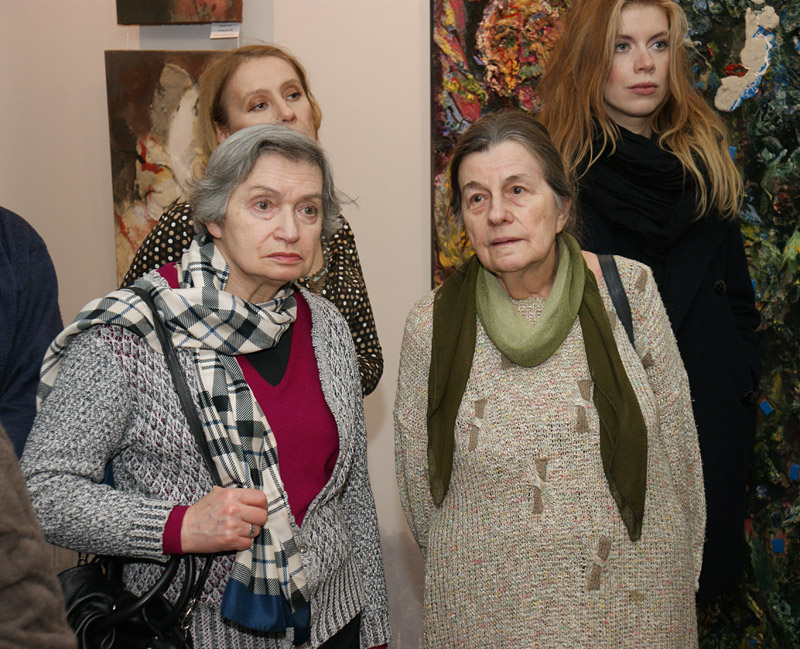 Изабелла Белят, Валентина Симоновская