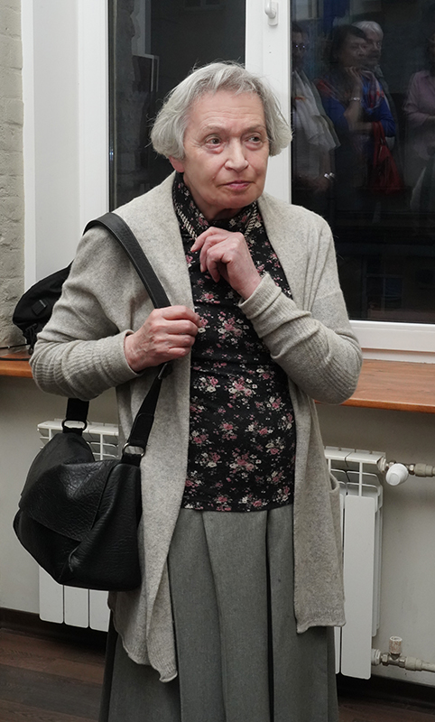 Изабелла Белят