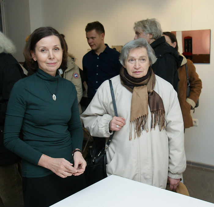 Людмила Есакова, Изабелла Белят
