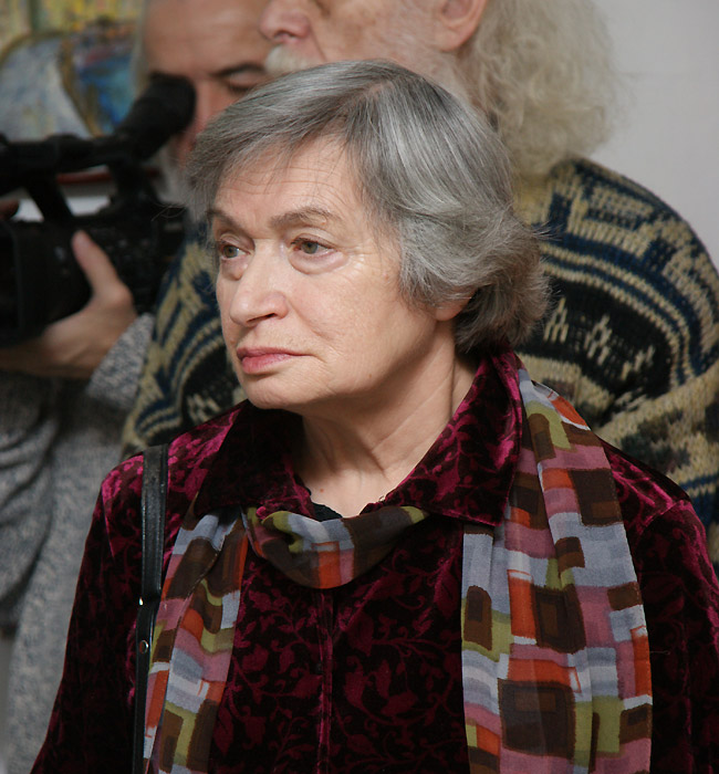 Изабелла Белят