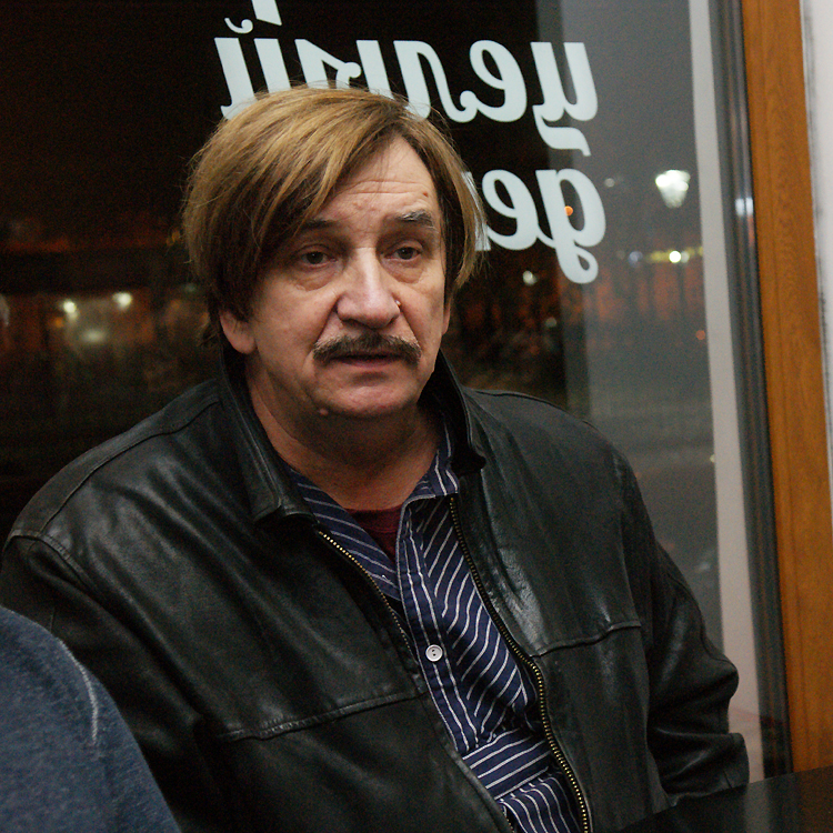 Виктор Тихомиров