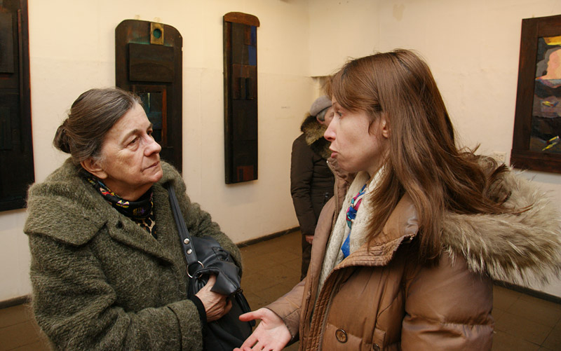 Валентина Симоновская, Ольга Логош