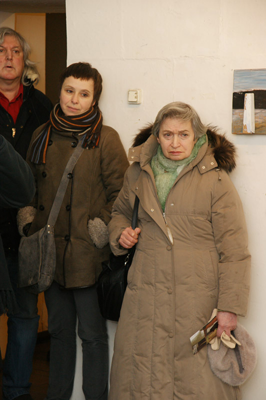 Юлия Линцбах, Изабелла Белят