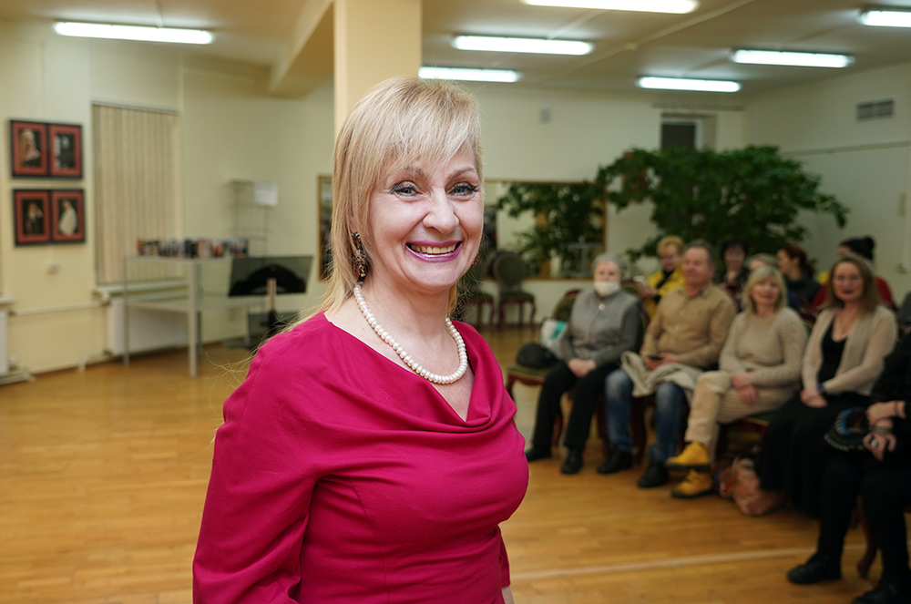 Елена Григорьянц