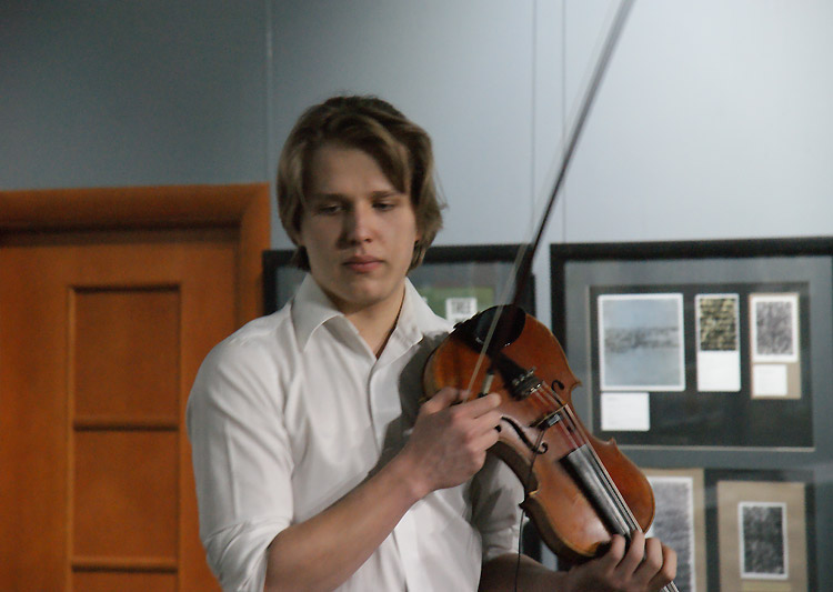 Елисей Захаренков