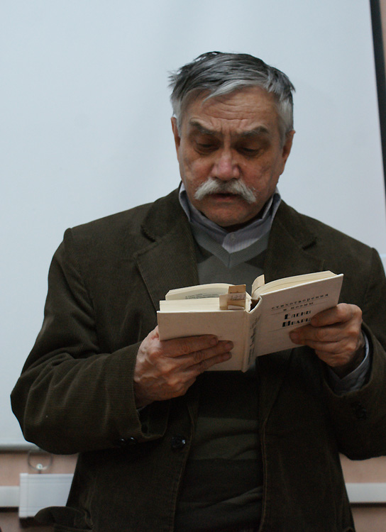 Сергей Стратановский