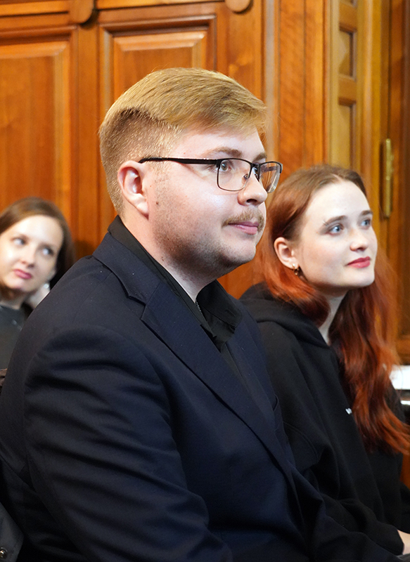 Константин Степанов