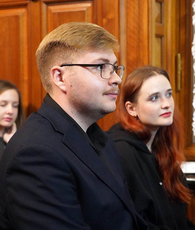 Константин Степанов