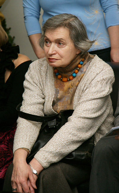 Изабелла Белят
