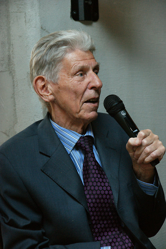 Борис Аверин