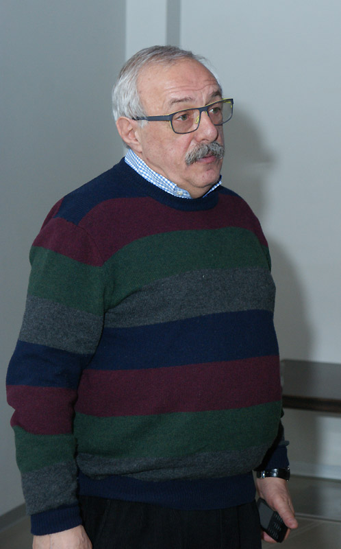 Александр Гутман