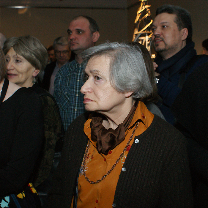 Изабелла Белят