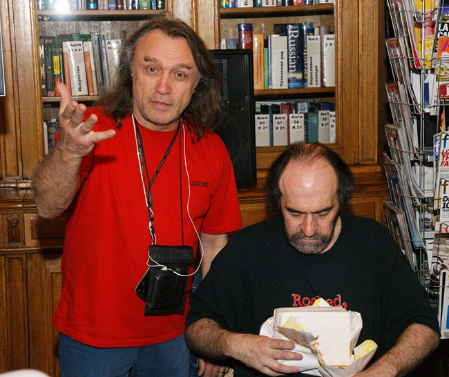 Юрий Касьяник, George Гуницкий