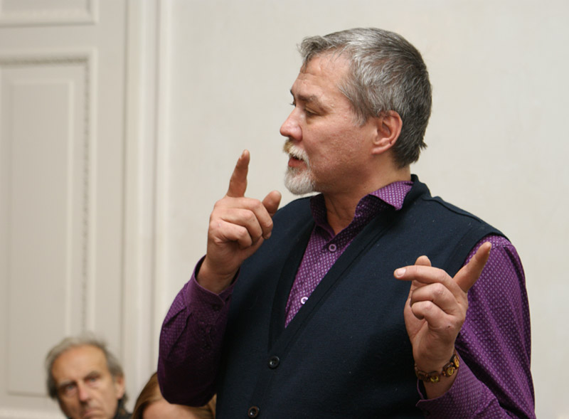 Владимир Глухов