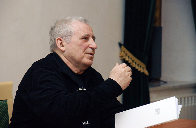 Валерий Мишин