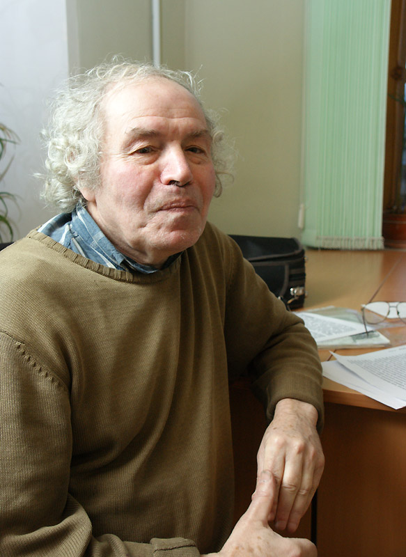 Арон Зинштейн