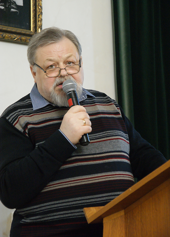 Евгений Лукин