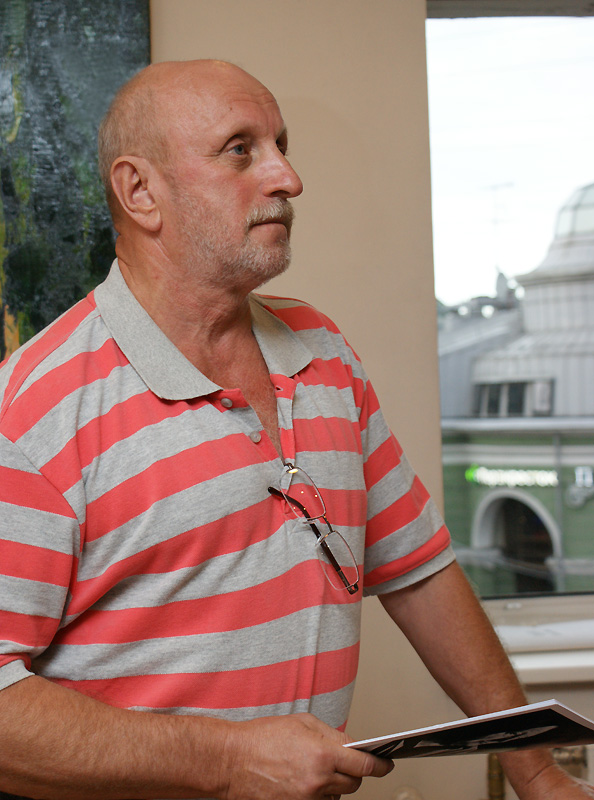 Евгений Линов