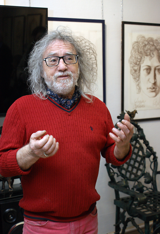 Олег Яхнин