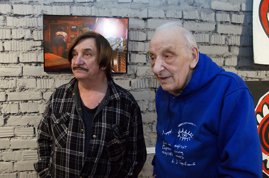 Виктор Тихомиров, Лев Сморгон