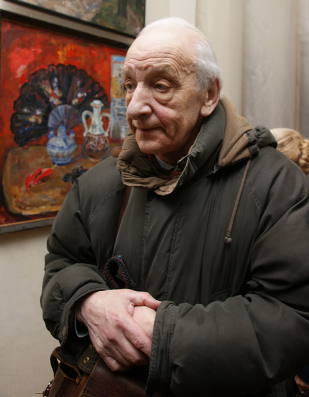 Лев Сморгон
