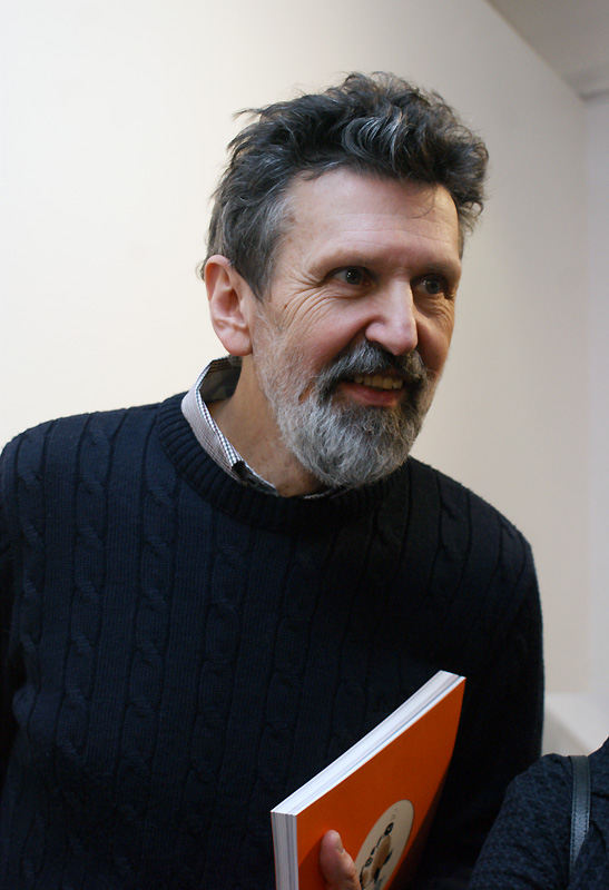 Александр Петров
