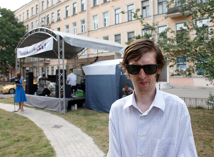 Михаил Лоов