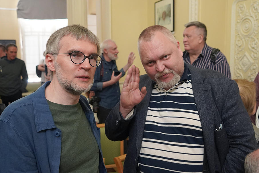 Владимир Зайцев, Азамат Э. Чеслав