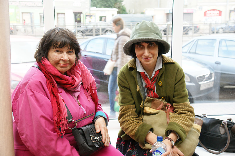 Елена Казарина, Татьяна Зусес