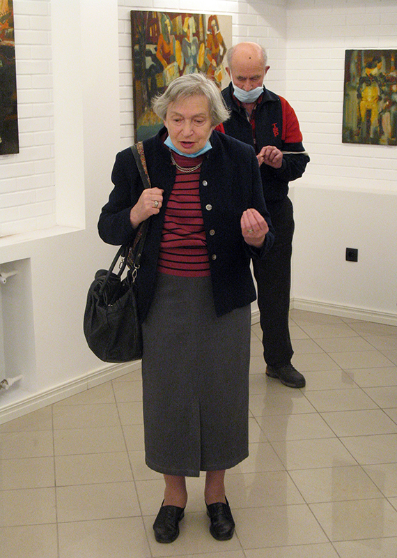 Изабелла Белят