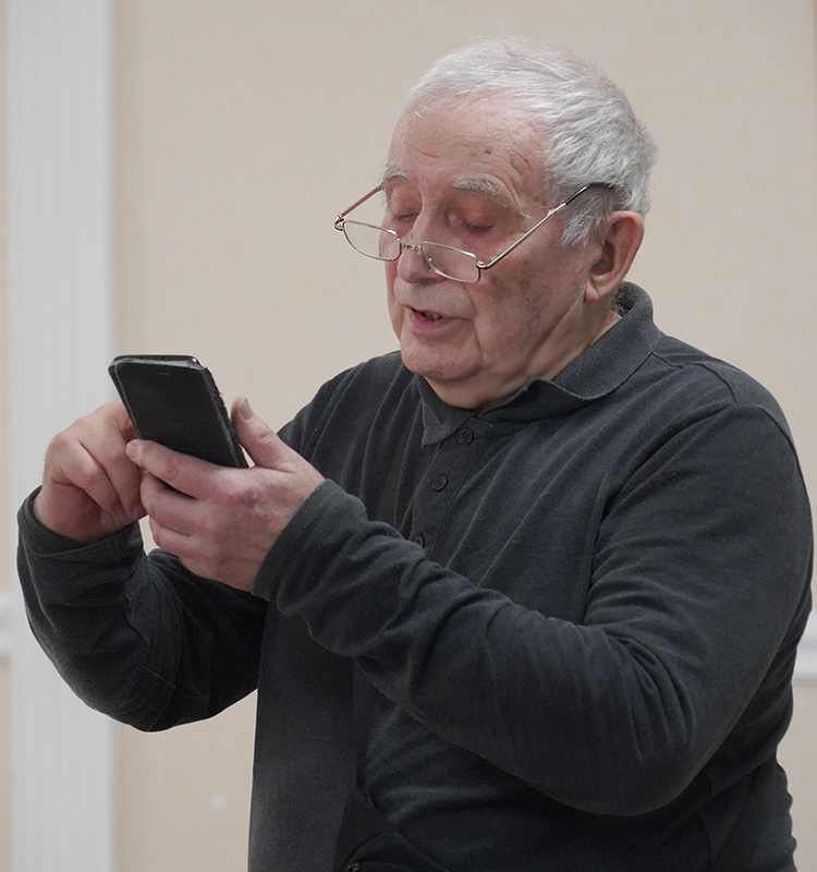 Валерий Мишин