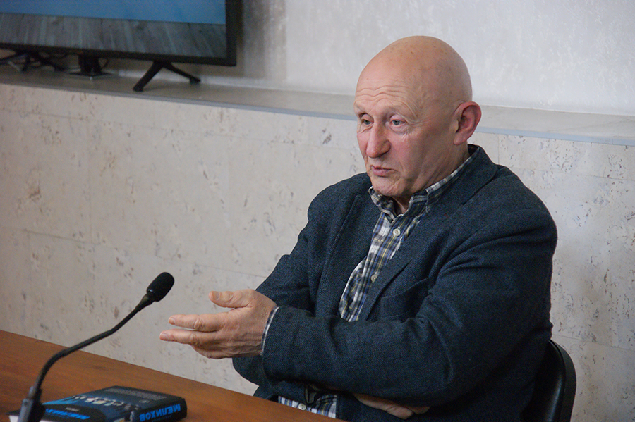 Александр Мелихов