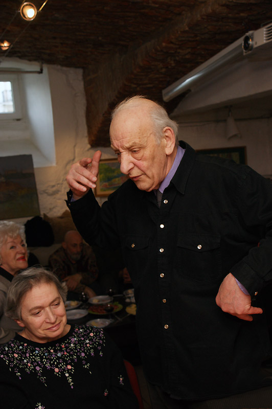 Изабелла Белят, Лев Сморгон