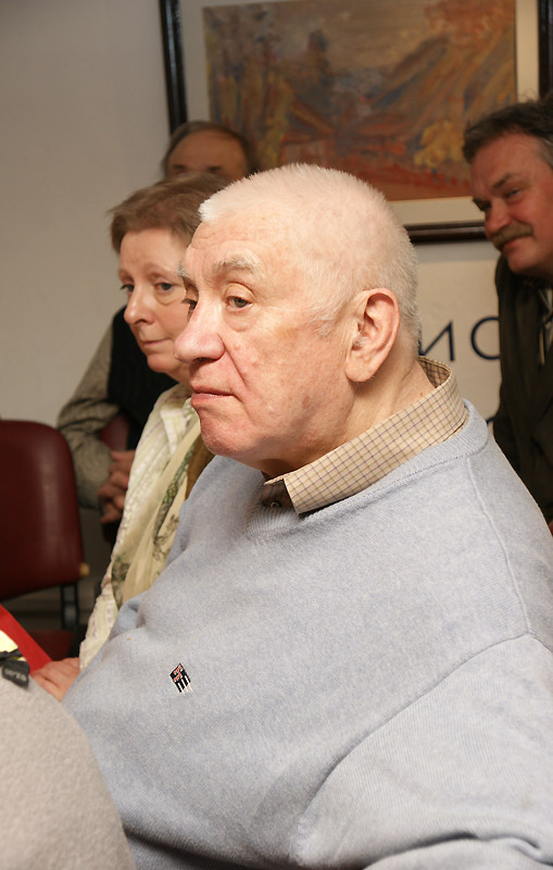 Олег Фронтинский