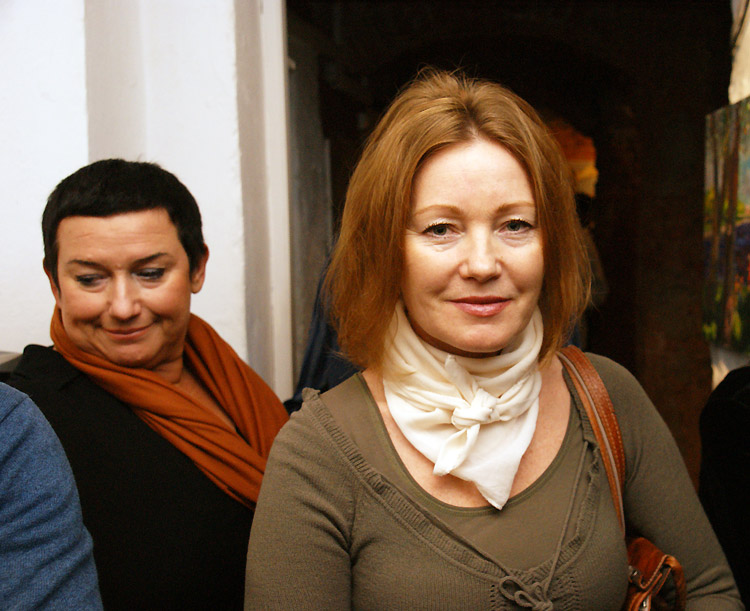 Елена Гуляко, Нина Кухарец