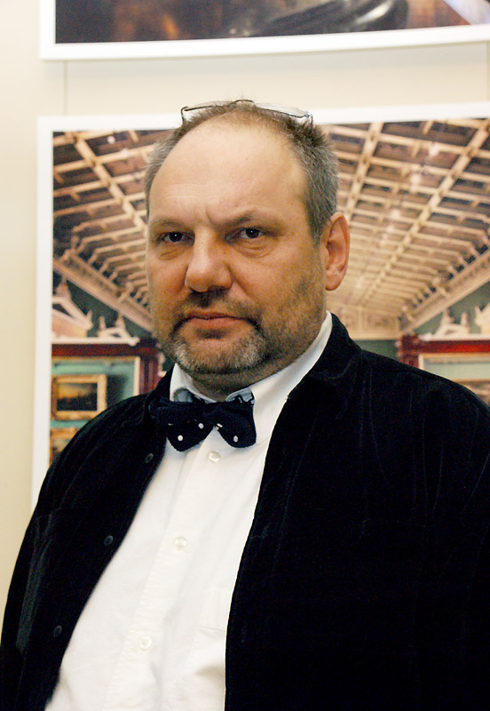 Юрий Молодковец