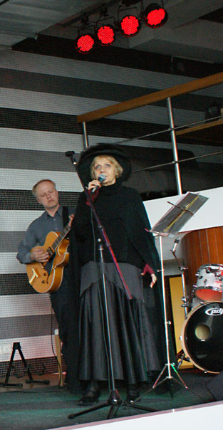 Сергей Павлюченков,Людмила Петрушевская