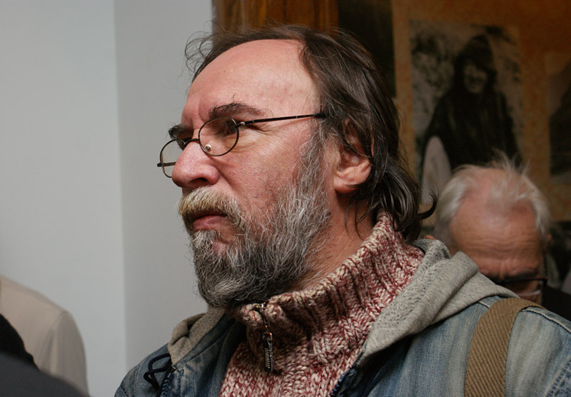Владимир Комельфо