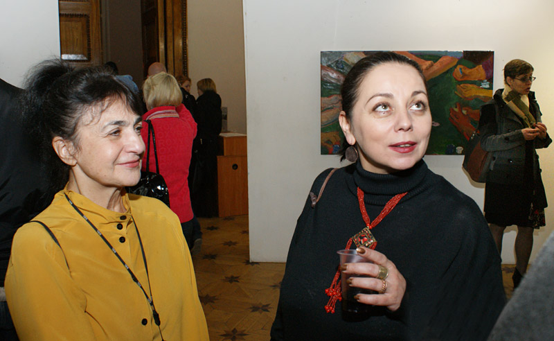 Лариса Соболенко, Марина Пассет