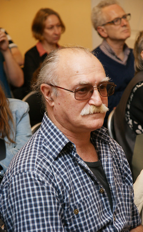 Александр Фролов