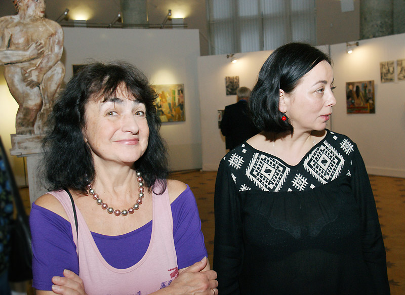 Лариса Соболенко, Марина Пассет