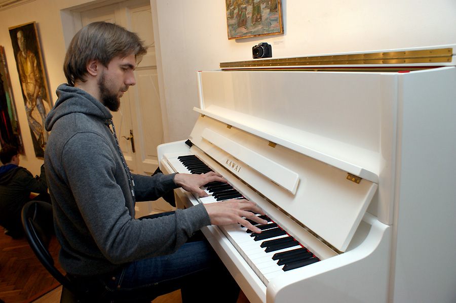 Павел Андреев