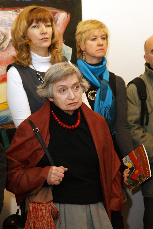 Изабелла Белят, Светлана Цвиркунова